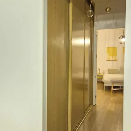 Hostfy Centro, Calle Sol - San Apartment